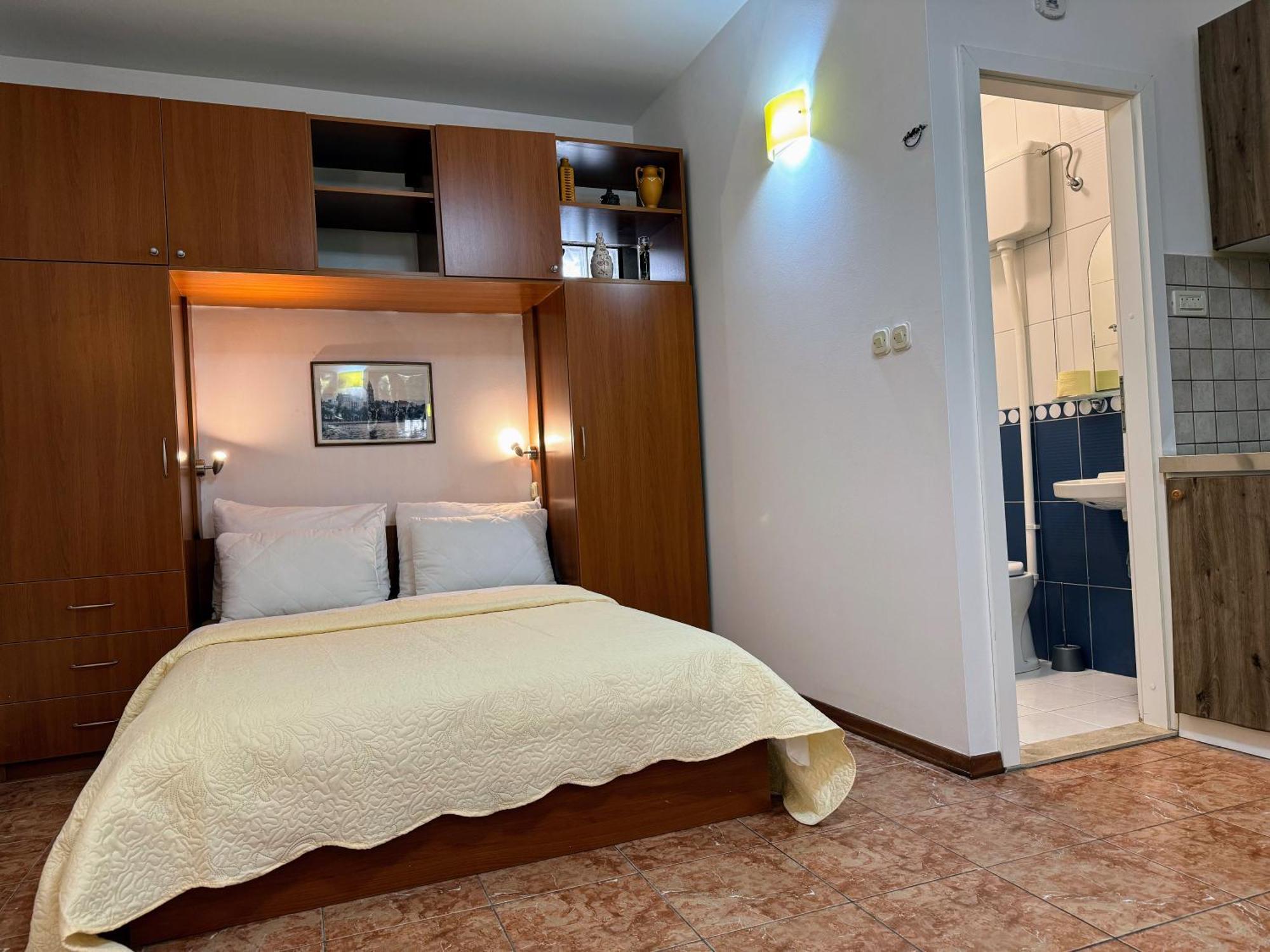 Grgur Studio Apartments Split Exterior foto